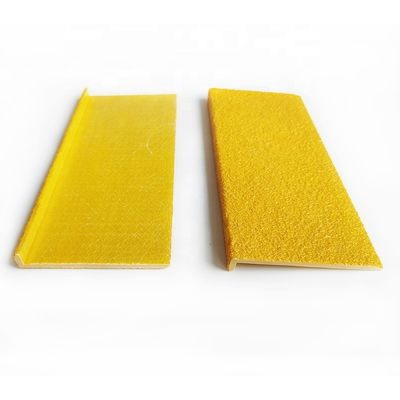 Listas de FRP antiderrapante em cores personalizadas para aplicações de ângulo de plástico ao ar livre