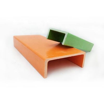 Material do canal da escada de fibra de vidro de alta resistência 70mm 84mm 88mm para cores personalizadas
