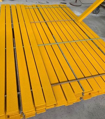 Faixa de fibra de vidro de pultração antiderrapante para terraço de jardim de madeira/escada/rampa de acesso