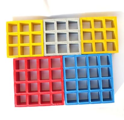 Cortar passeios de grades isoladas processadas 38x38mm Grades de FRP para passeios duráveis