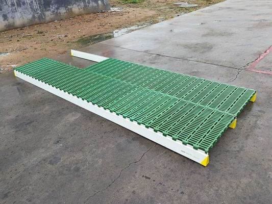60x60x5cm Piso de plástico de barra para casa de ovelhas Pavimento de design industrial Estilo resistente