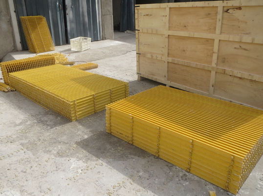 Estrada de grades de fibra de vidro de FRP leve projetada para aplicações de calçadas de plástico
