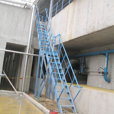 Escalas de isolamento FRP/GRP antiderrapante de comprimento personalizado para campos de energia e produtos químicos
