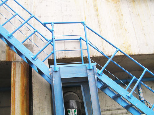 Manobras de escada de FRP GRP para escadas de escada de escada em estilo de design industrial