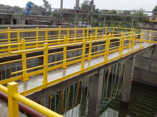 Balustradas de FRP GRP resistentes à corrosão química e mangueiras de fibra de vidro para uso industrial