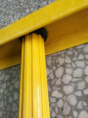 Escadas isoladas Tubos de FRP de 36 mm Forma de engrenagem com serviço de corte Design ondulado
