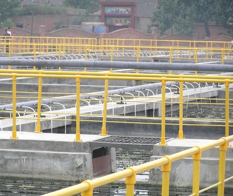 Design industrial de piso montado 50MM Ferradura redonda de FRP para estação de tratamento de esgoto