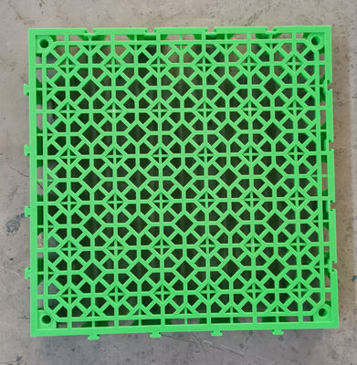 40x40x4.0cm Tapete de plástico de PP para lavagem de carros e cobertura de piso de garagem
