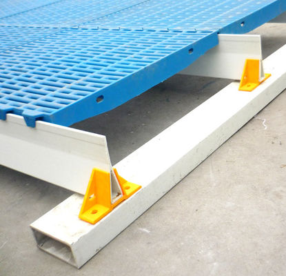 Serviço de corte suave 120 mm de altura Fibra de vidro triângulo viga de suporte para piso de aves de capoeira