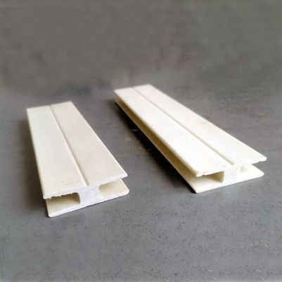 Perfil de junção de fibras de vidro para a junção de placas por serviço de corte e técnica de pultração