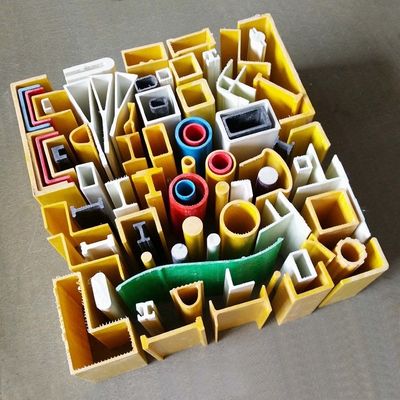 Perfis de FRP de maior resistência e peso leve para cores personalizadas na tecnologia de pultração