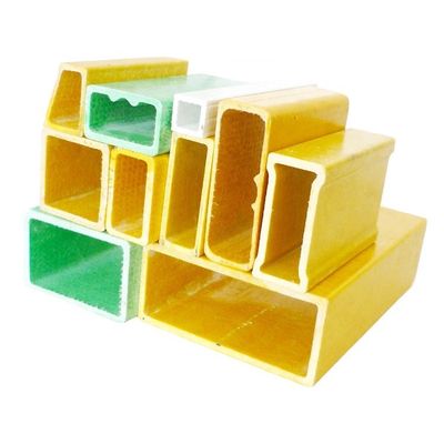 Escadaria de pultração reforçada com fibra de vidro protegida contra os raios UV e tubo de manobras com superfície lisa