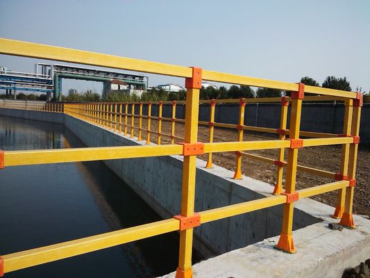 Postes de suporte de FRP / pilhas de vedação A adição perfeita ao sistema de suporte da sua doca